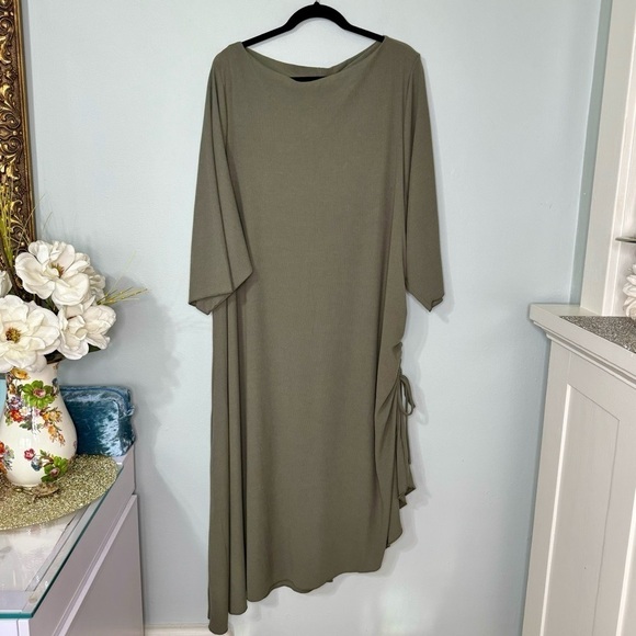 Torrid Midi Ribbed Asymmetrical Hem Dress in Olive Green Plus Size 6 or 6X Nwt - Picture 5 of 9